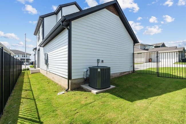 Building Photo - 8214 Talferd Trl