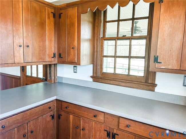 Building Photo - 1346 Hockett Rd