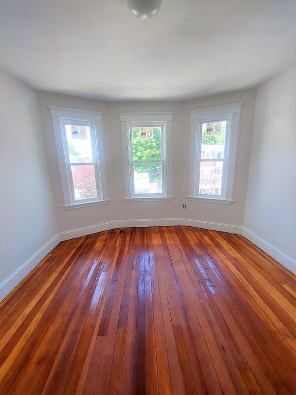 Building Photo - 11 Groveland