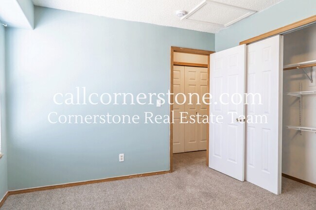Building Photo - 5312 Luster Dr