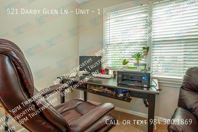 Building Photo - 521 Darby Glen Ln