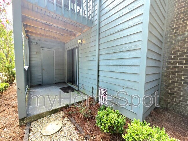 Building Photo - 7225 W Fairfield Dr