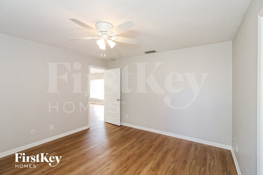 Building Photo - 2486 Malibu Ln