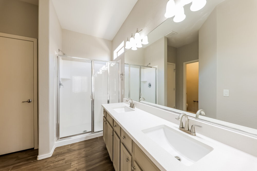 Building Photo - 16862 W Post Dr