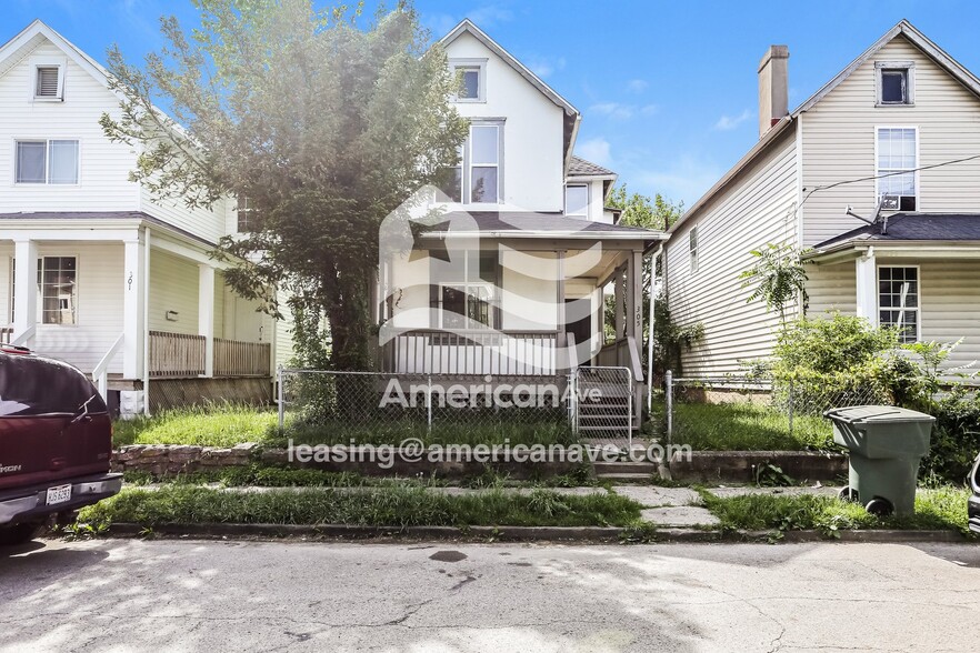 Building Photo - 305 Johnson St