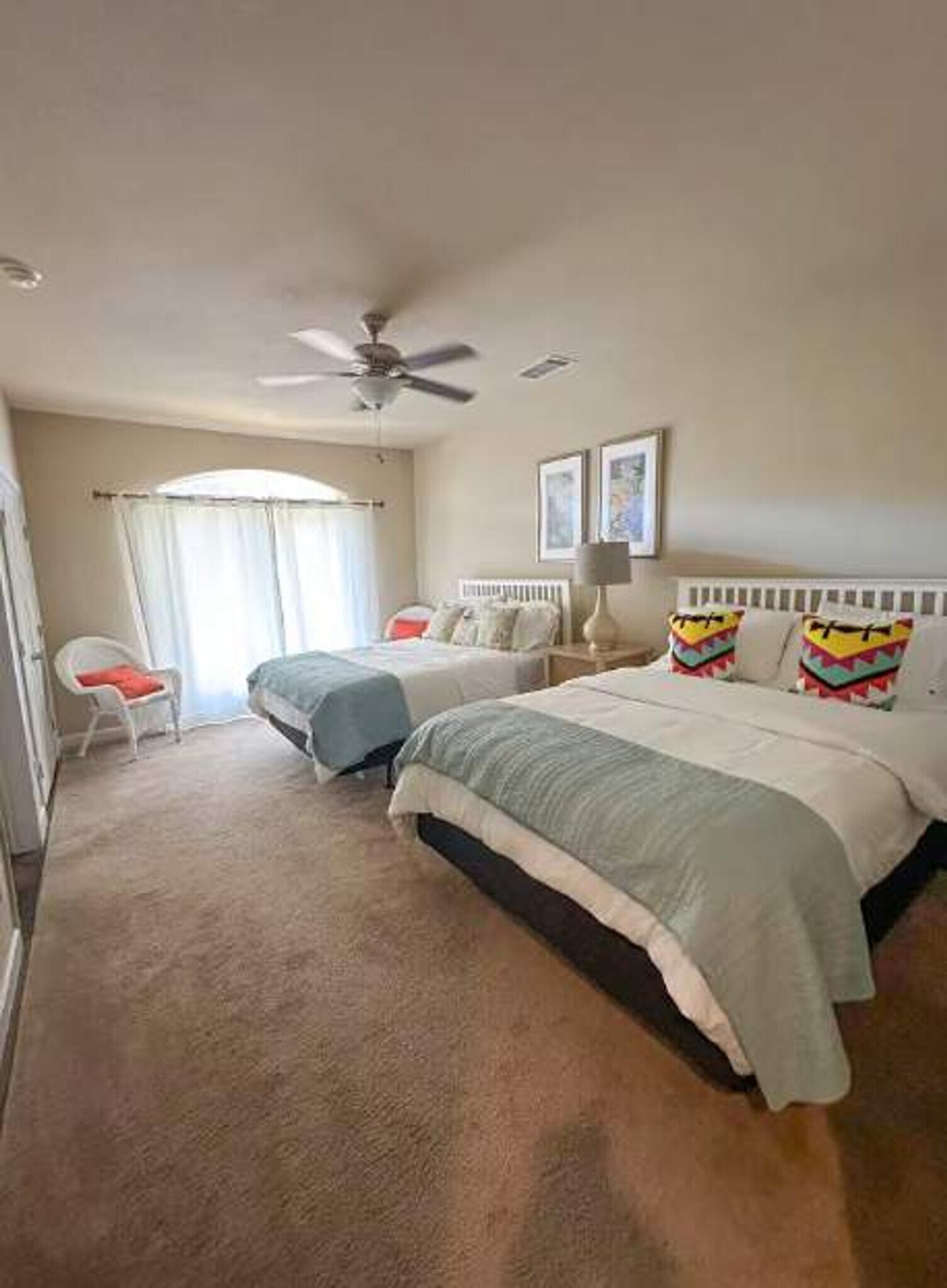 Building Photo - 206 Forest Dr