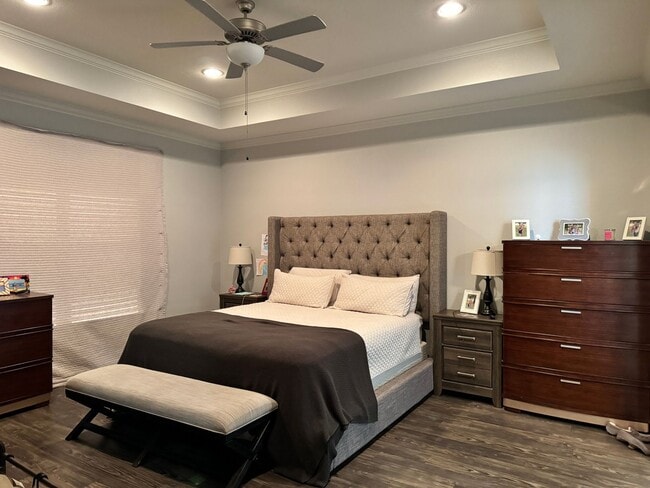 Building Photo - 1017 Stagecoach Bend