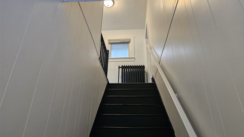Stairs to 2nd Floor - 903 W Conger St