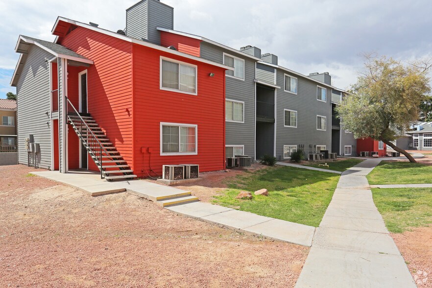 The Hamptons 3070 S Nellis Blvd Las Vegas NV 89121 Apartment Finder