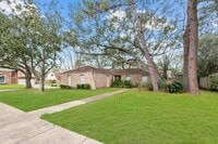 Building Photo - 2922 Hunters Glen Dr