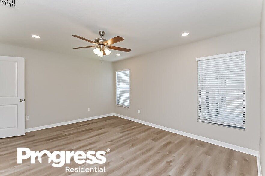 Building Photo - 11222 Leland Groves Dr