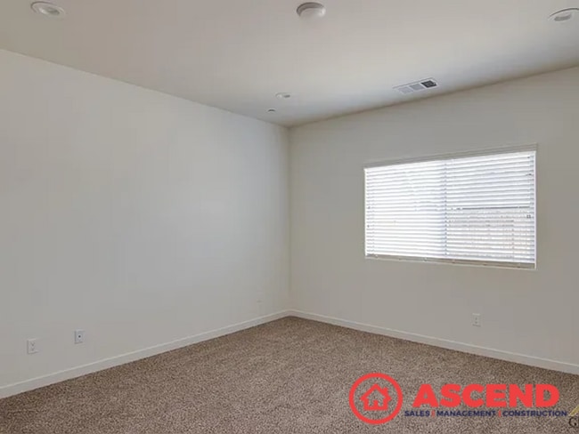 Building Photo - *Move In Special* Alluring Home Off Hagema...