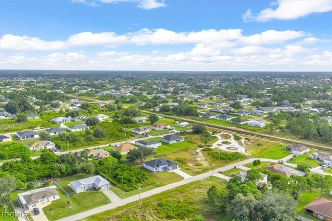 Building Photo - 3708 27th St SW