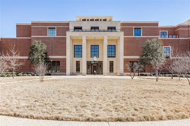 Building Photo - 3420 Granada Ave