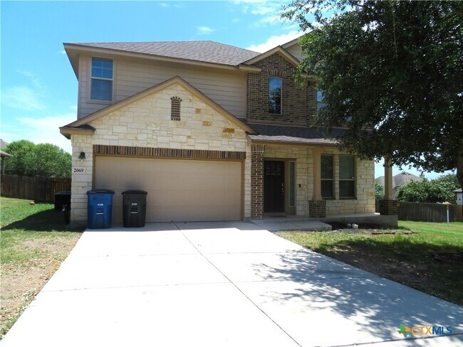 Building Photo - 2069 Castleberry Ridge