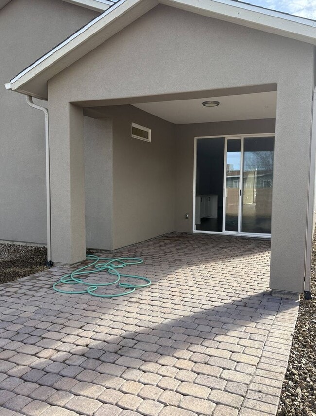 Building Photo - Stunning new build 4 bedroom Chino Valley home!