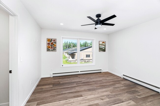 Building Photo - AVAILABLE December 1st! -  3 Bed 3 Bath brand new construction home!