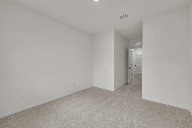 Building Photo - 12834 SW Forli Wy