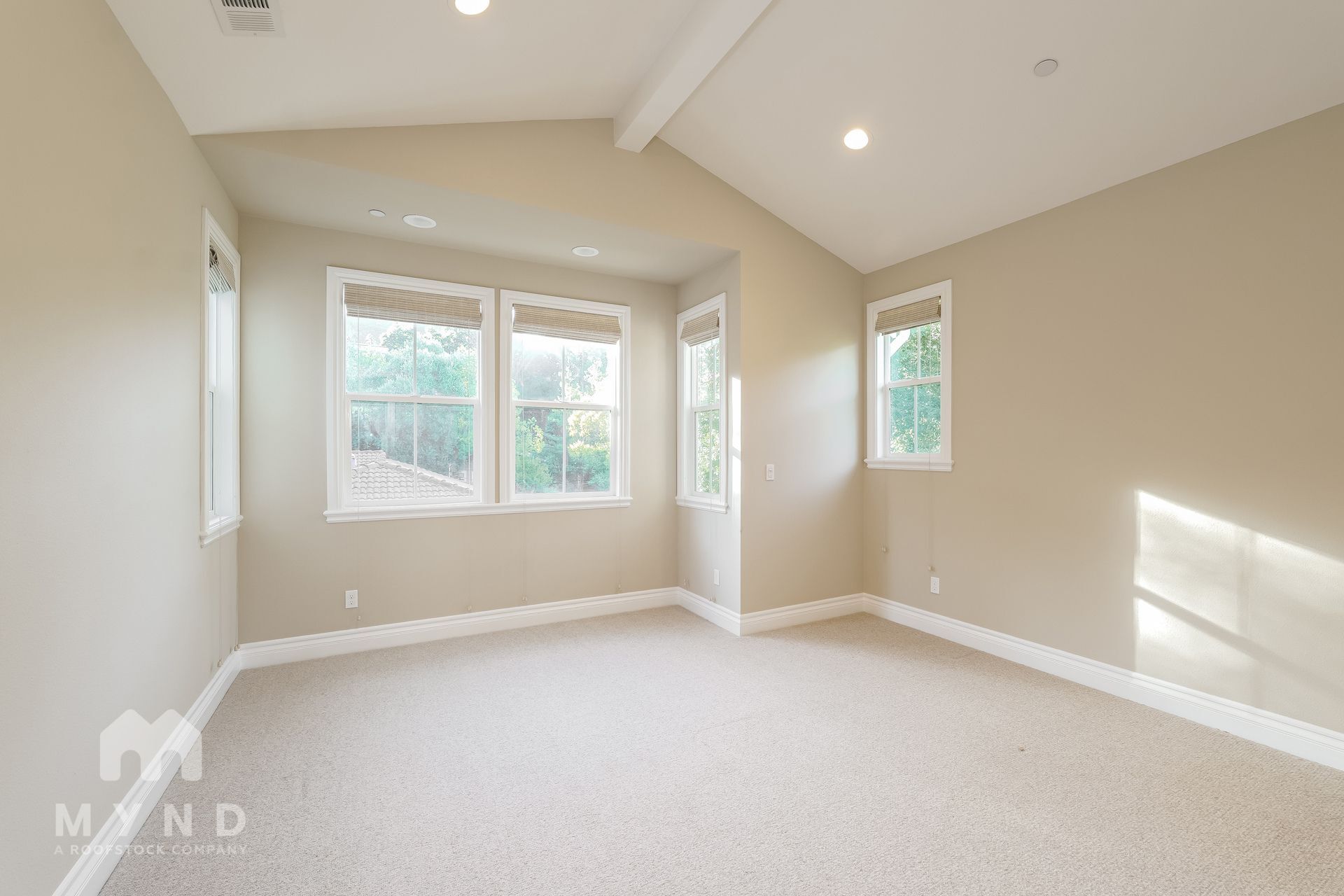 Building Photo - 180 Westborough Ln