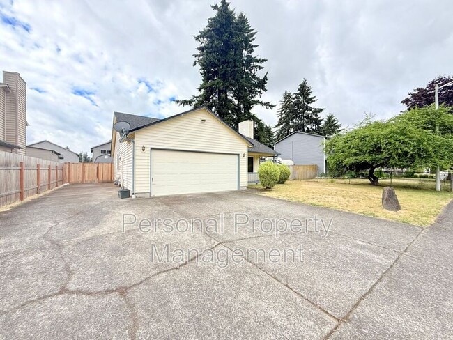 Building Photo - 14815 NE 91st St