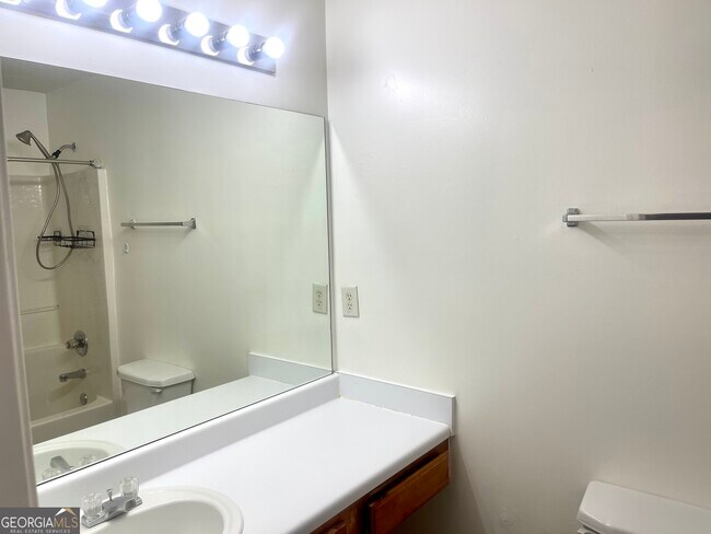 Building Photo - 101 Prattling Ct