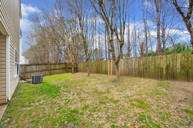 Building Photo - 225 Osmanthus Way