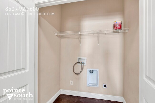 Building Photo - 12919B Churchill Dr