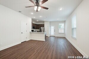 Building Photo - 2507 Lynwood Bnd