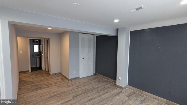 Building Photo - 1626 Devil Ln