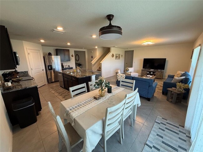 Building Photo - 4120 Silver Strand Trl