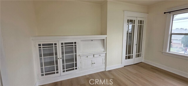 Building Photo - 2838 E 4th St