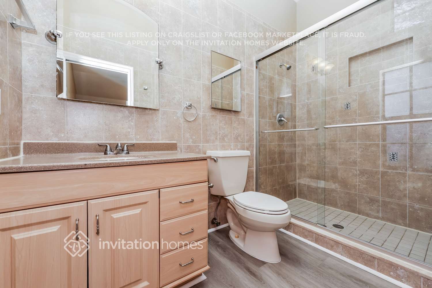 Building Photo - 327 80th Ave NE