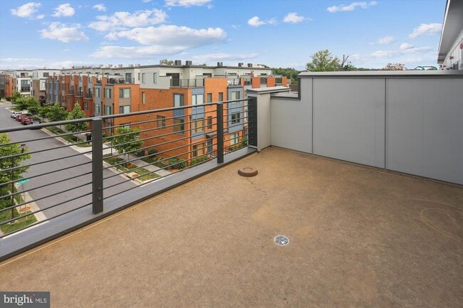 Building Photo - 8060 Red Hook St