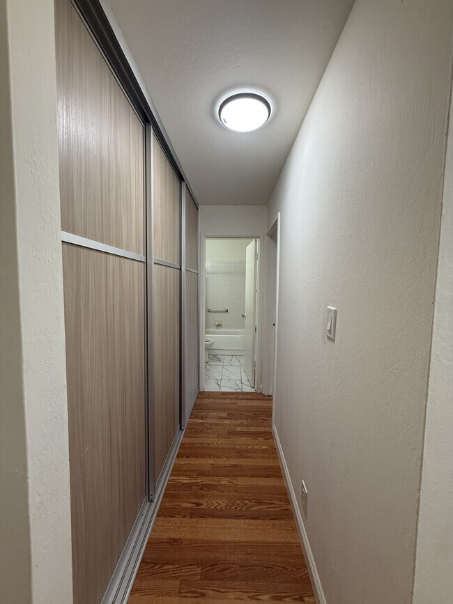 Building Photo - 2632 Warring St