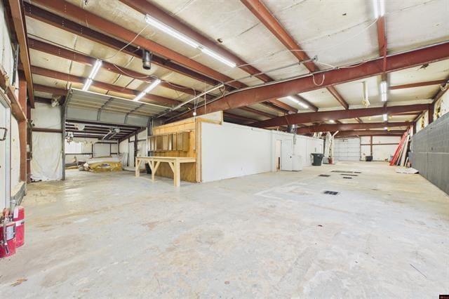 Building Photo - 5856 Hwy 62 E
