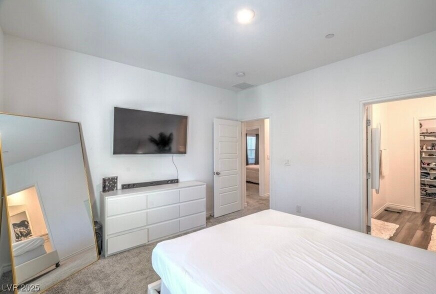 Building Photo - 7318 N Decatur Blvd