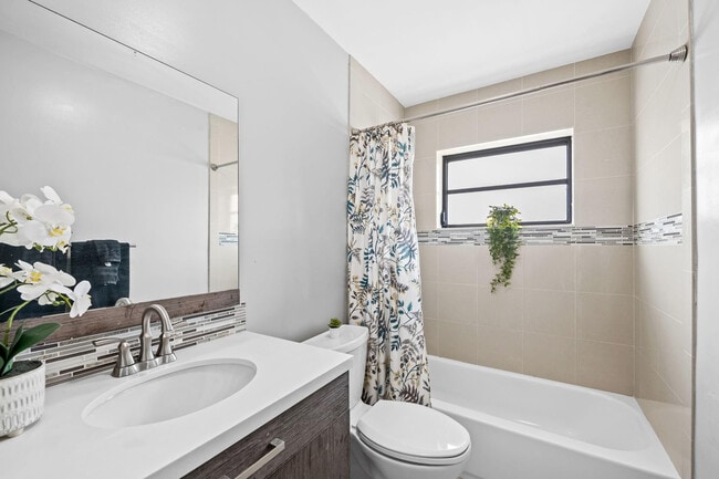 Building Photo - 1601 NE 63rd St