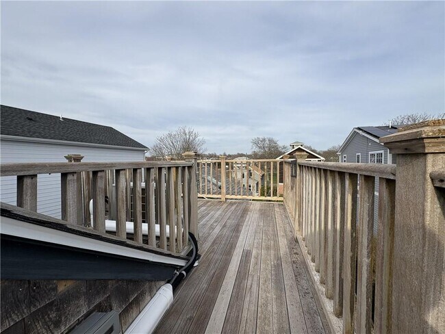 Building Photo - 24 Houston Ave