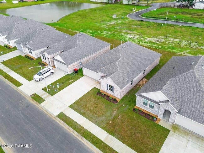 Building Photo - 234 Sidney Oaks Dr