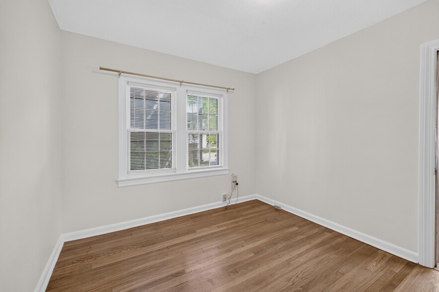 Building Photo - 3561 Lynnfield Rd