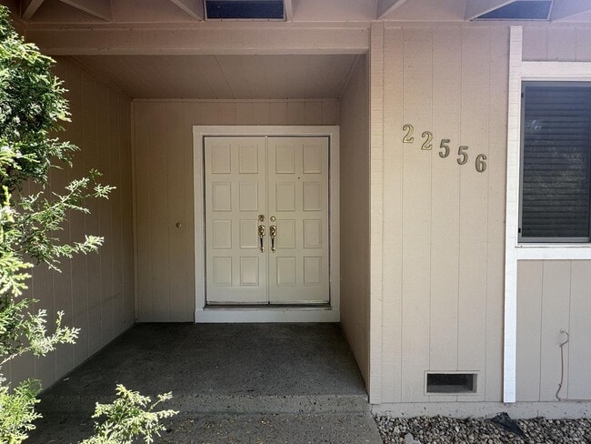 Primary Photo - 22556 Silver Oak Way