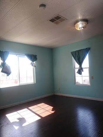 Building Photo - 443 Los Encinos Ave