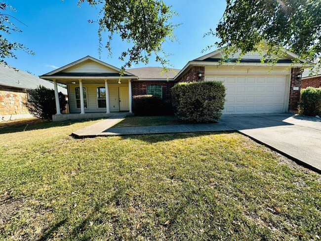 Primary Photo - Check out this SWEET 4 bed/2 bath home!