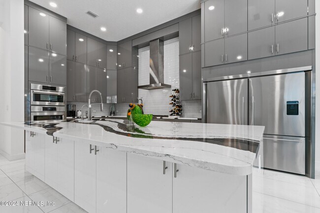 Building Photo - 452 Quail Vista Dr