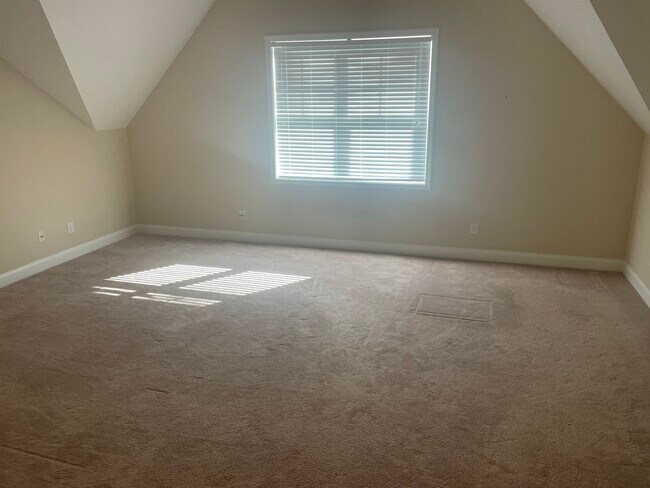 Building Photo - 2212 Dewees Creek Dr