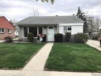 Building Photo - 31217 Cherry Hill Rd