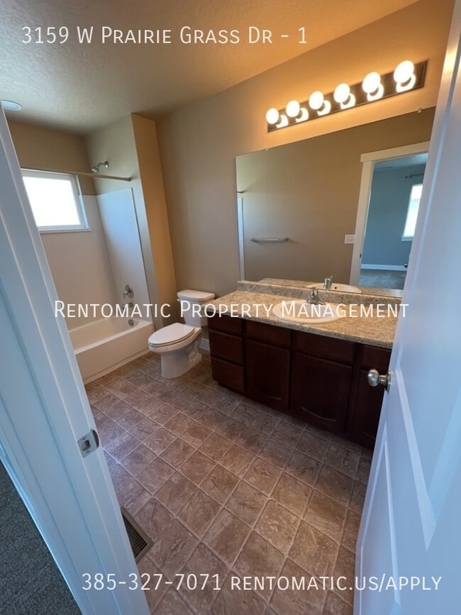 Building Photo - 3159 W Prairie Grass Dr