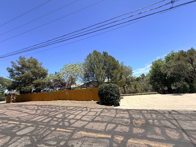 Building Photo - 2245 Sandia Dr