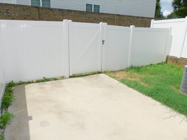 Building Photo - 3521 Timbergate Ln
