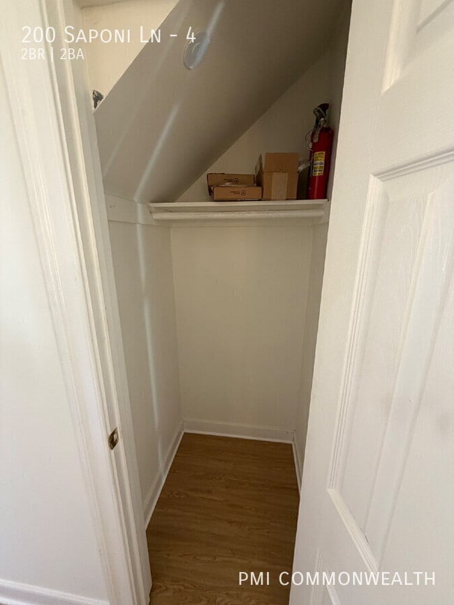 Building Photo - 200 Saponi Ln